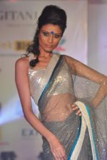 Model walks for Manali Jagtap Show at Global Magazine- Sultan Ahmed tribute fashion show on 15th Aug 2012 (245).JPG